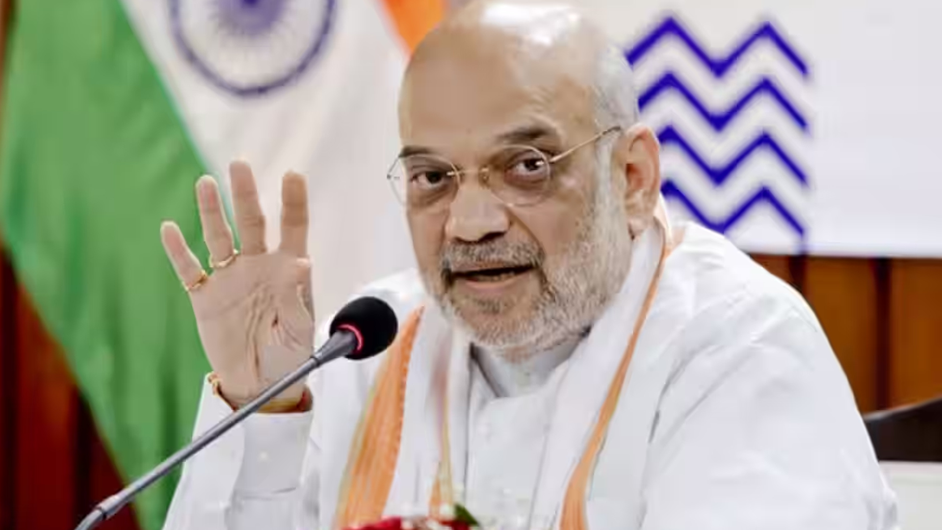 പാകിസ്ഥാനെതിരെ ആഞ്ഞടിച്ച് അമിത് ഷാ; വെള്ളവും ചോരയും ഒരുമിച്ച് ഒഴുകില്ലെന്ന് മുന്നറിയിപ്പ്