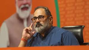 ടീം വികസിത കേരള യാത്രയുമായി രാജീവ് ചന്ദ്രശേഖർ