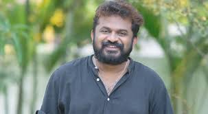 ലഹരി ഉപയോഗിക്കുന്നവരെ സെറ്റില്‍ നിന്ന് പുറത്താകും: തരുണ്‍ മൂര്‍ത്തി