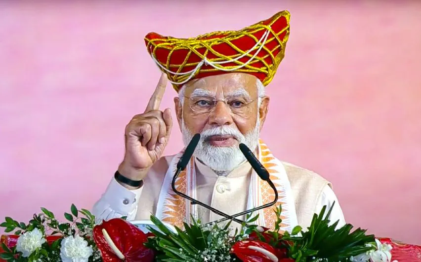 “ഇന്ത്യയുടെ നാരീശക്തിയെ വെല്ലുവിളിച്ച് പാകിസ്താനിലെ ഭീകരവാദികൾ സ്വയം നാശം വിളിച്ചുവരുത്തി” :-പ്രധാനമന്ത്രി