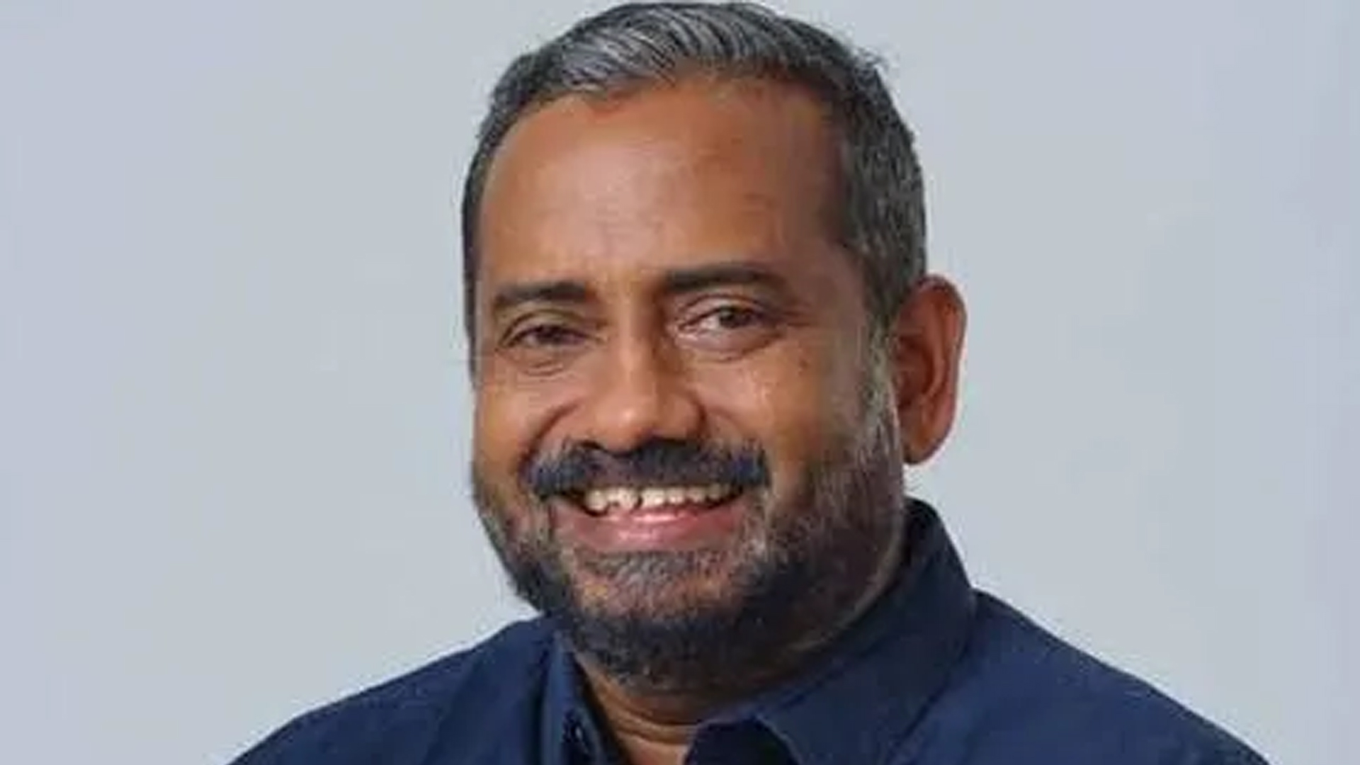 ഗവർണറുടെ ഓഫീസ് അയച്ചുതന്ന ചിത്രം ആർഎസ്എസ് മാത്രം ഉപയോഗിക്കുന്നത്, വിവാദത്തിൽ കൃഷി മന്ത്രിയുടെ പ്രതികരണം