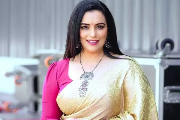 ‘അമ്മ പ്രസിഡന്റ് ശ്വേതാ മേനോൻ