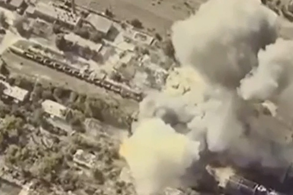 റഷ്യയിൽ  യുക്രെയിൻ വ്യോമാക്രമണം; ബ്രിട്ടീഷ് നിർമിത ദീർഘദൂര മിസൈലുകൾ ഉപയോ​ഗിച്ചാണ് ആക്രമണം